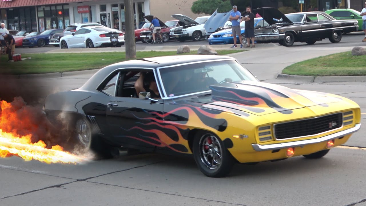 Harper Car Cruise 2020 in St. Clair Shores Michigan