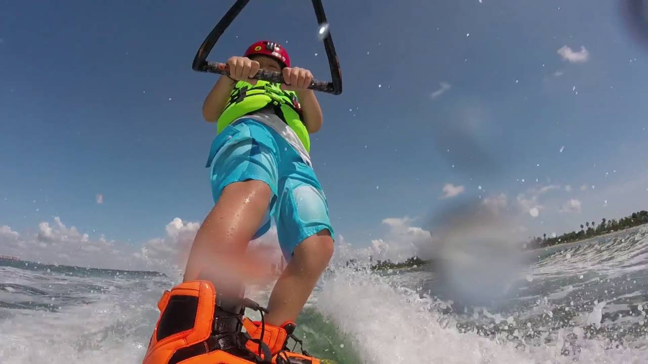 wakeboard - 5 years old kid wakeboarder Teo ( international )