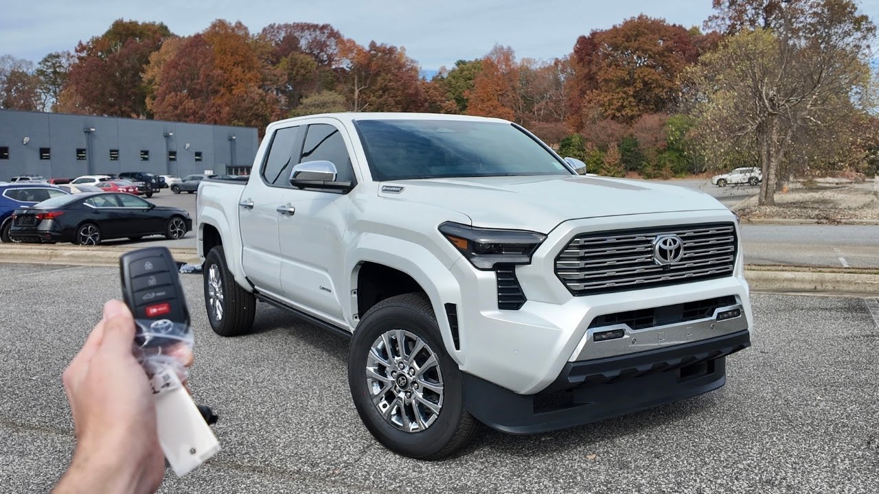 Является ли Toyota Tacoma Limited 2025 года ЛУЧШИМ грузовиком года?