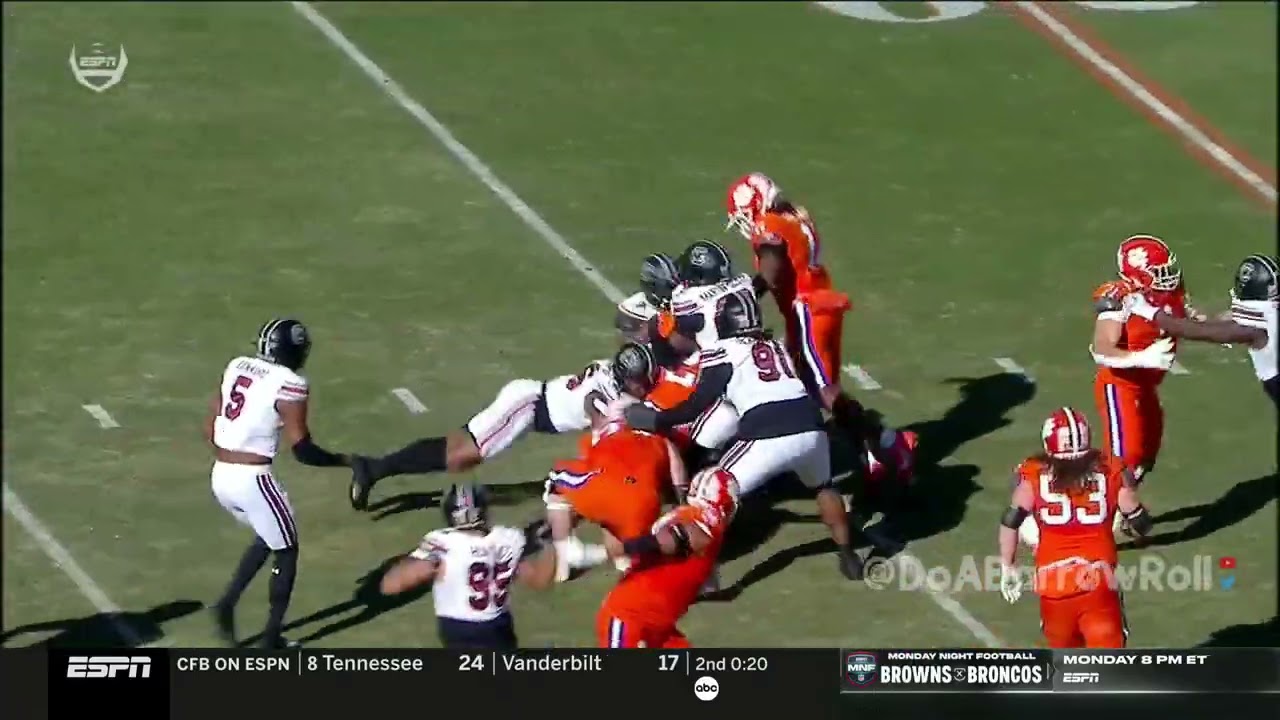 Clemson OL/Offense vs South Carolina Defense (2024)