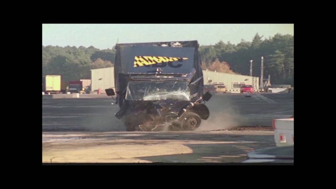 Avon SB970CR Scimitar Bollards 2016