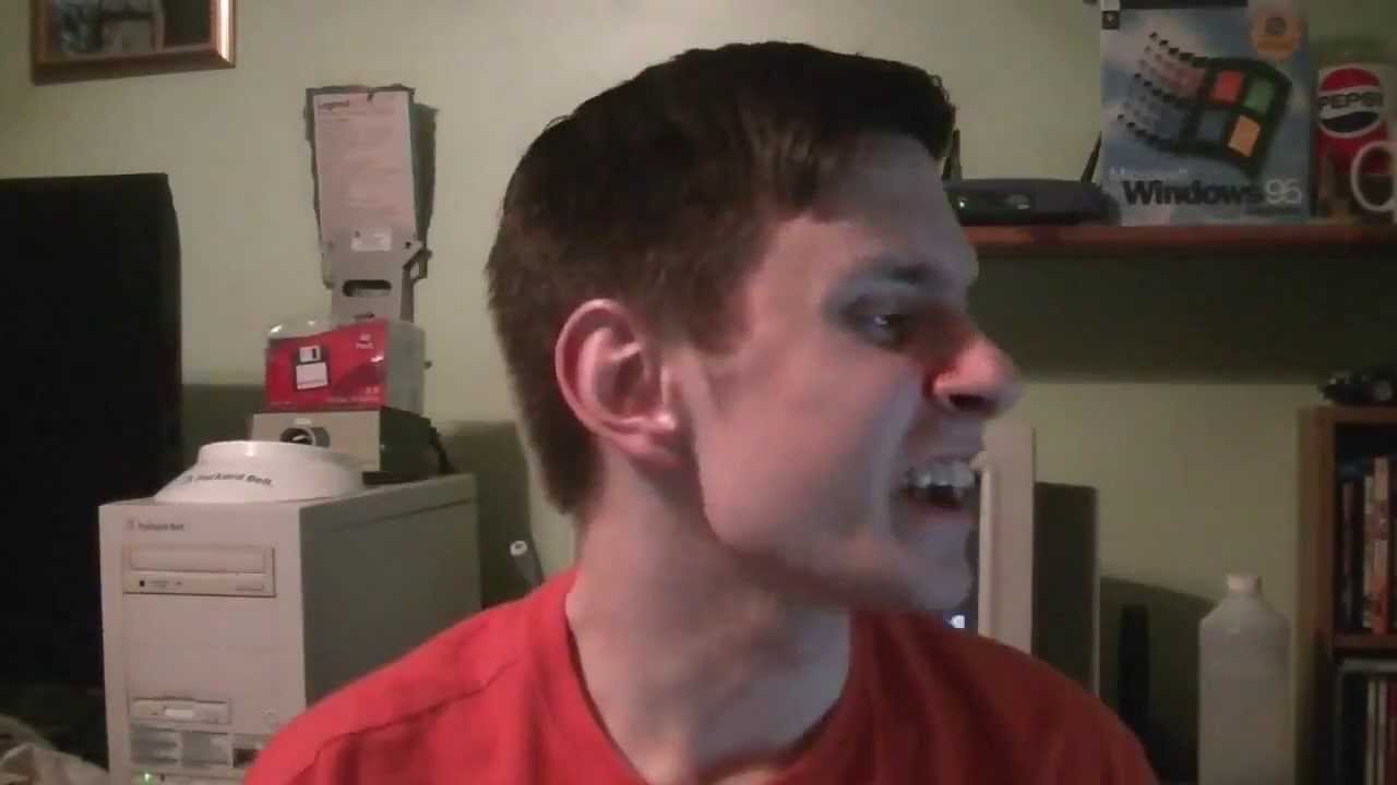 Youtube poop: Koji Seto uses his Panasonic shaver to play games on Roadgeek's computer