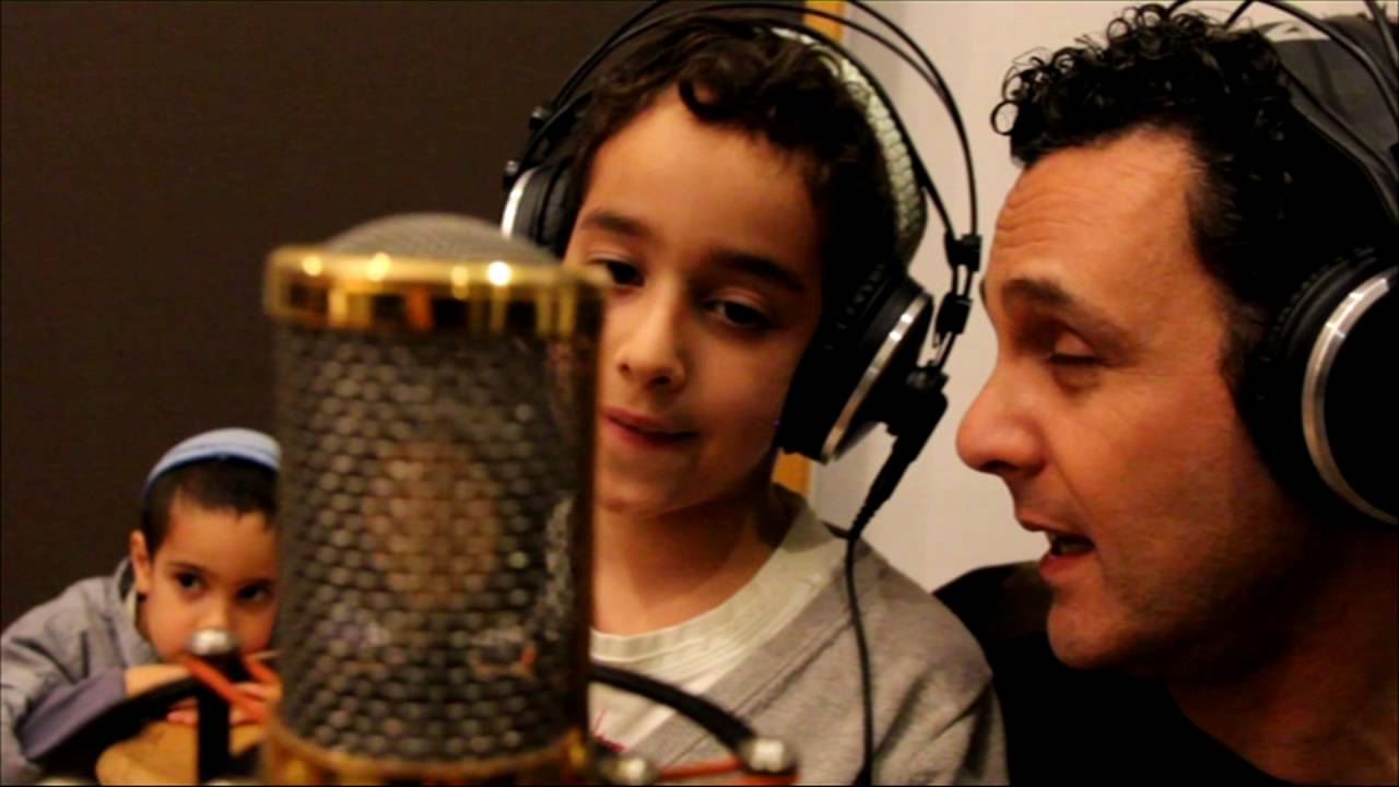 בת מלך - שיר עודד מנשה במתנה לעדן הראל