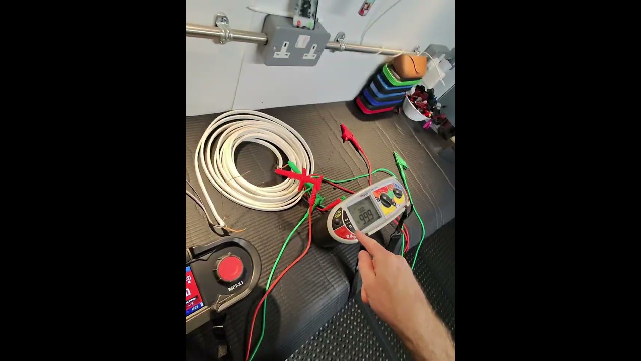 Quick test session with the Megger MFT1741+ and the new MFT-X1 side by side 
