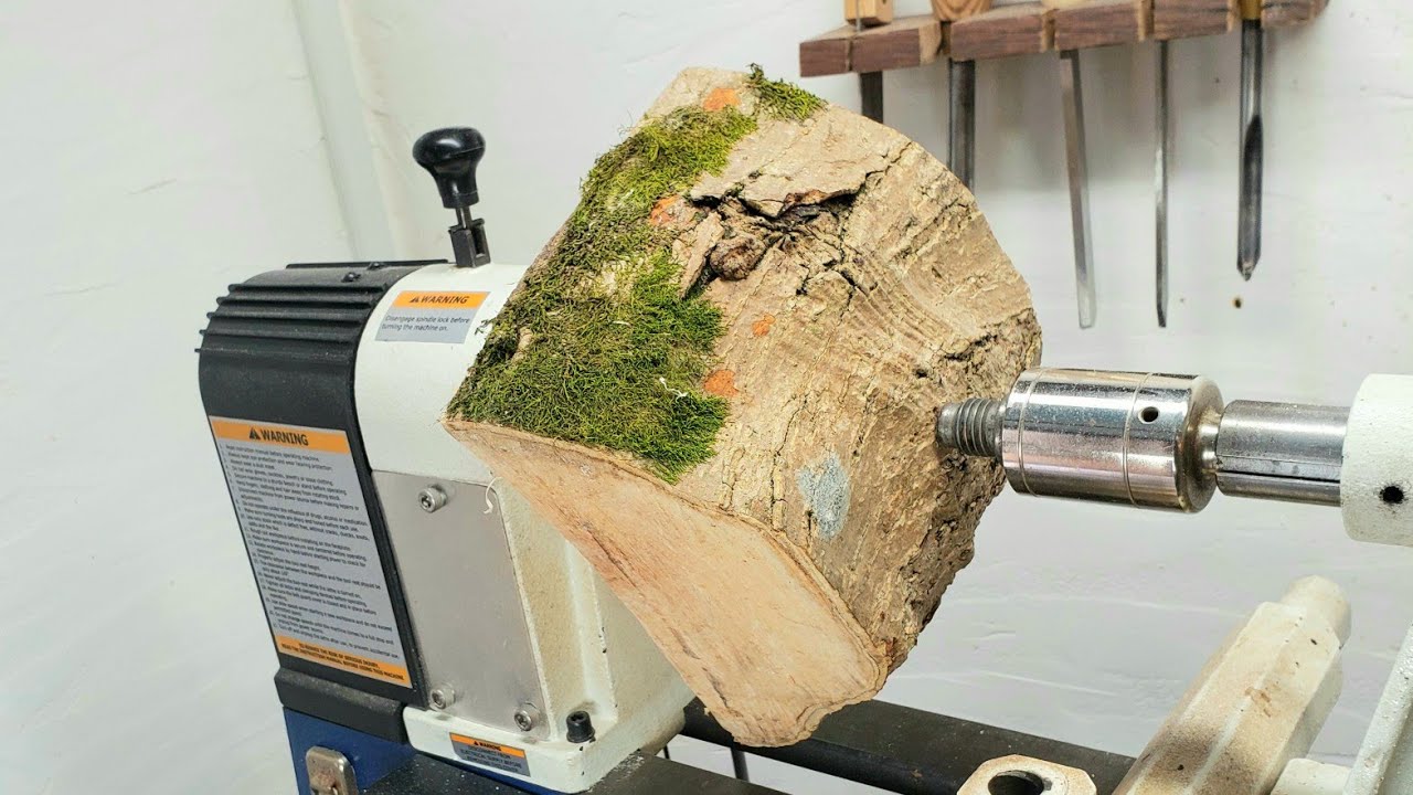 woodturning Japanese maple bowl !! thin finish 【木工旋盤】紅葉の丸太から器を作る！