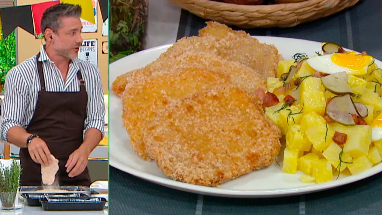 Rodrigo Cascón mostró el paso a paso para preparar milanesas de cerdo alemanas con ensada de papa
