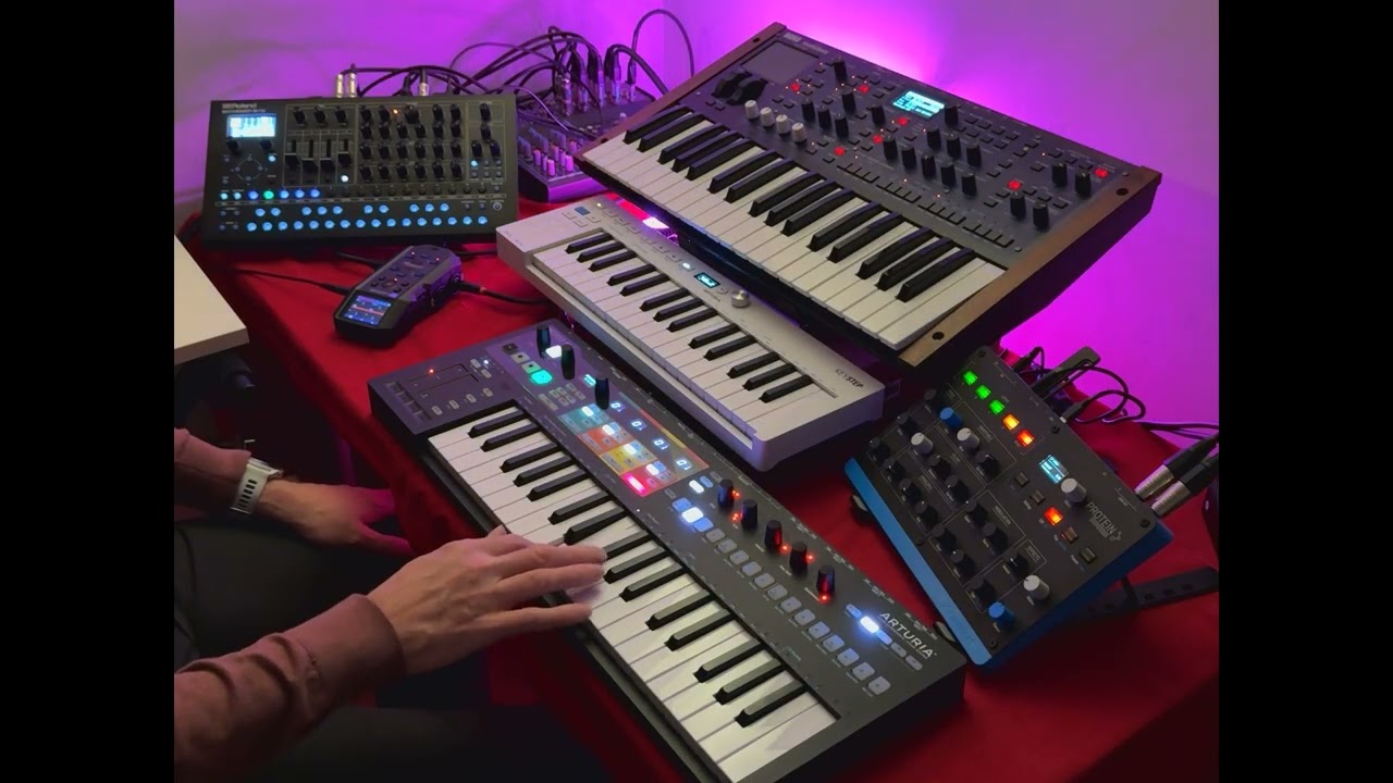 Dawless with Korg MultiPoly, Waldorf Protein and Roland SH 4D