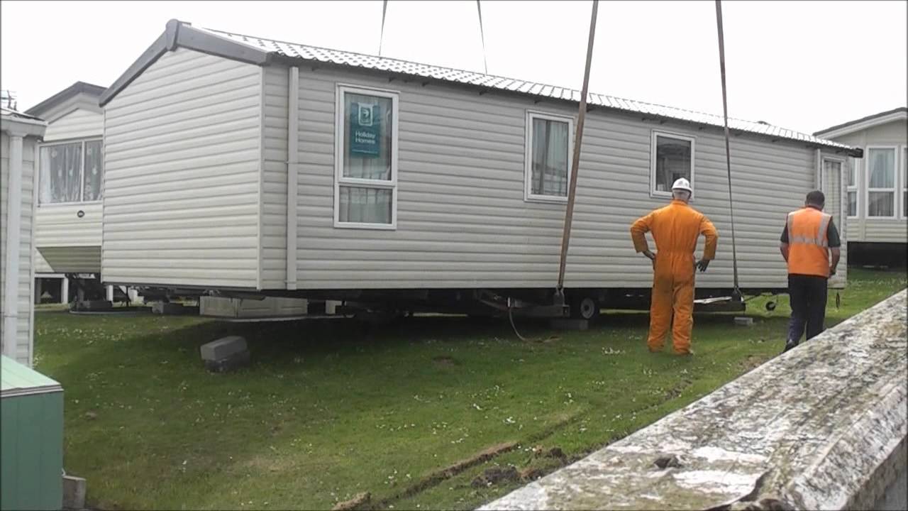 LIFT OFF FOR A BLUE ANCHOR STATIC CARAVAN Part 2