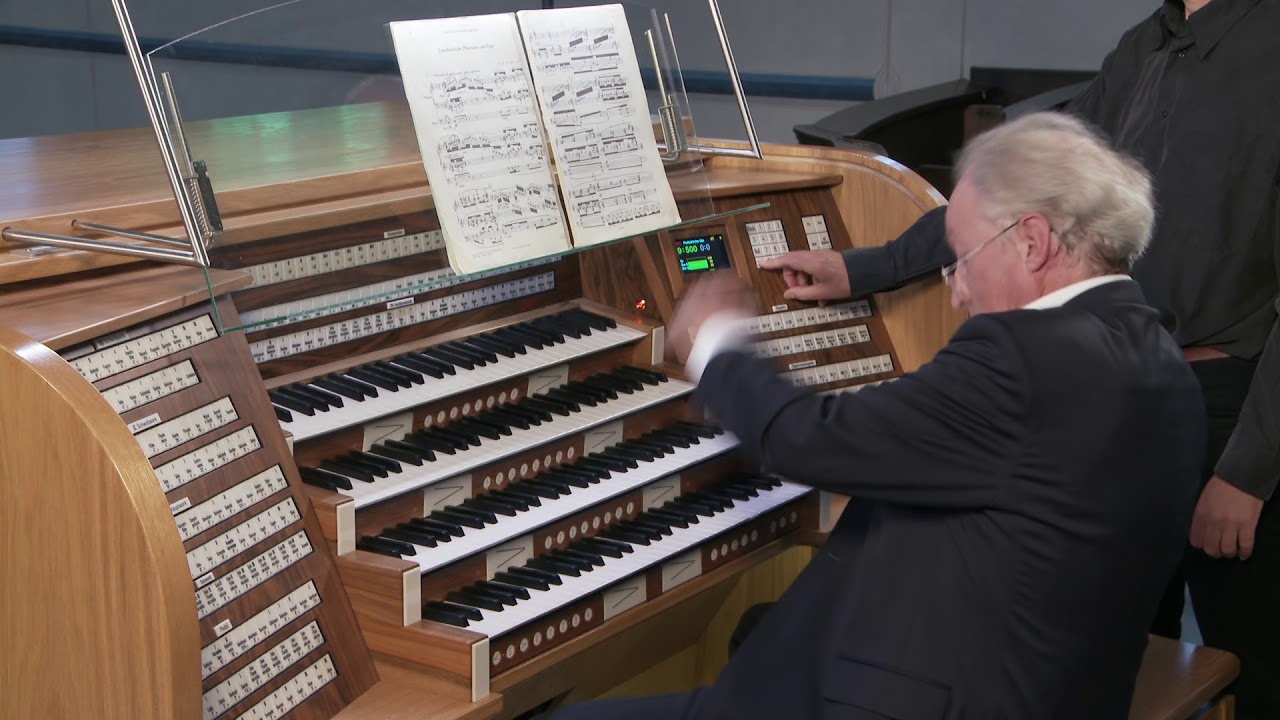Maximum Reger: A regal homage to Reger