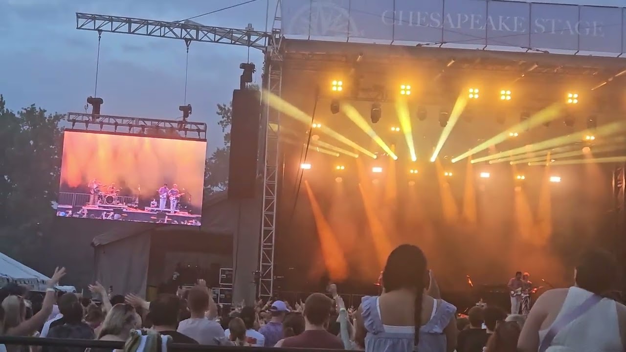 Stolen Dance- Milky Chance 