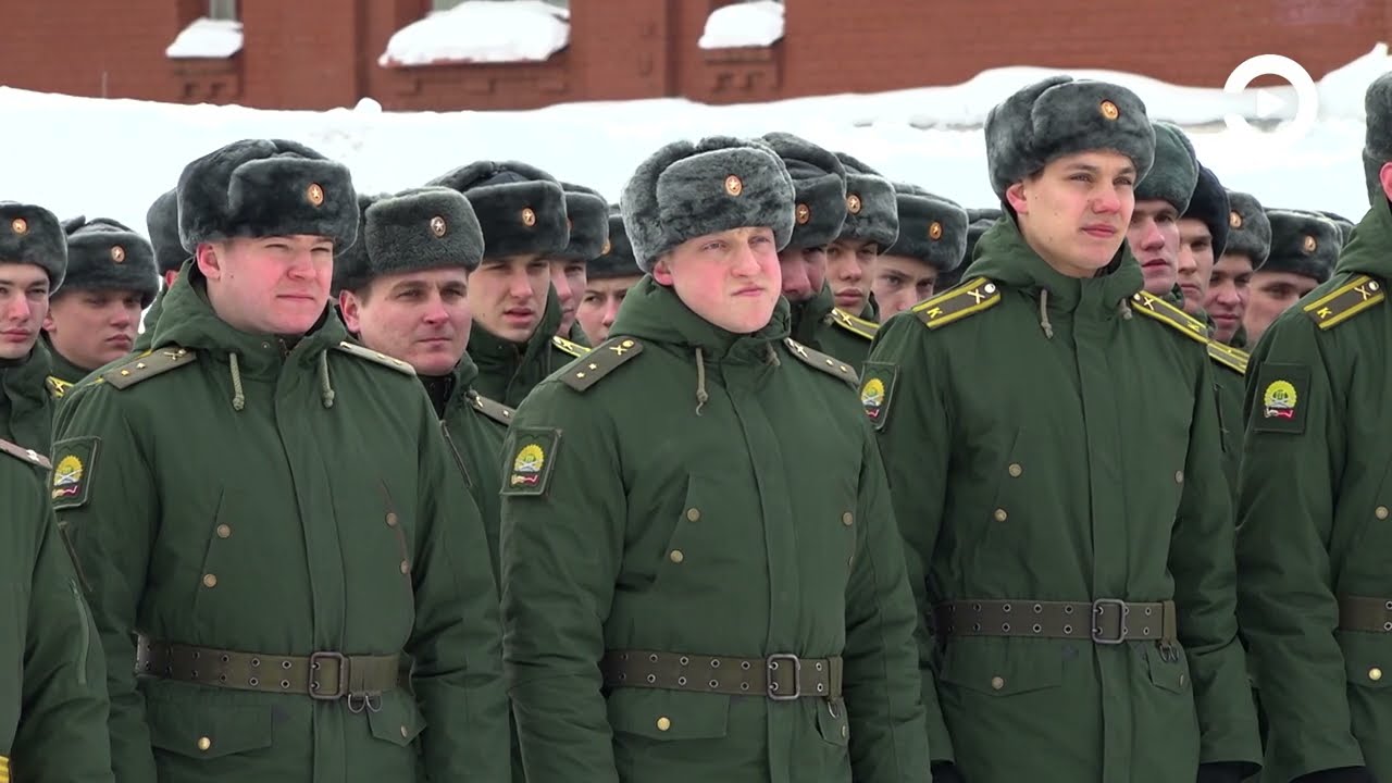 В Пензенском артиллерийском инженерном институте отметили День защитника Отечества