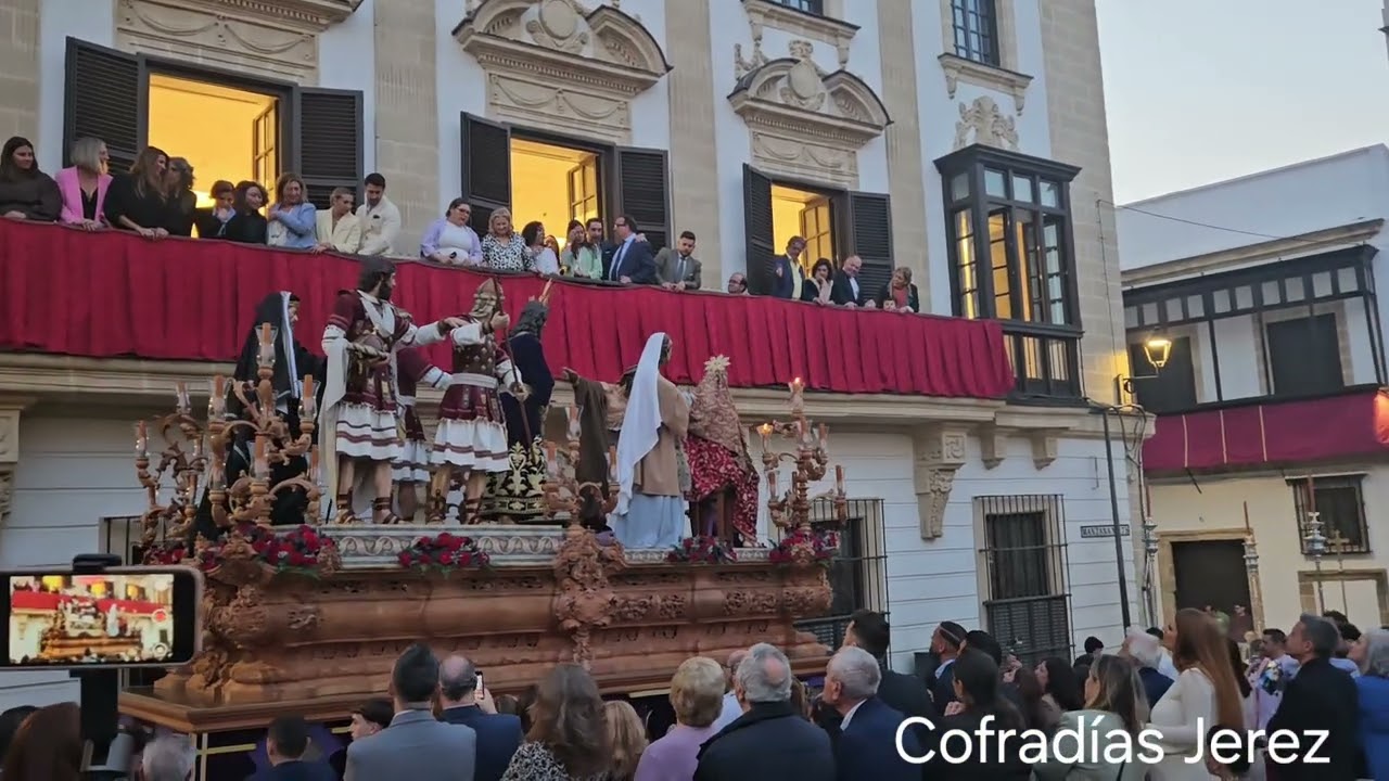 Señor de Pasión por Plaza Asunción. Domingo de Ramos 2025. Jerez