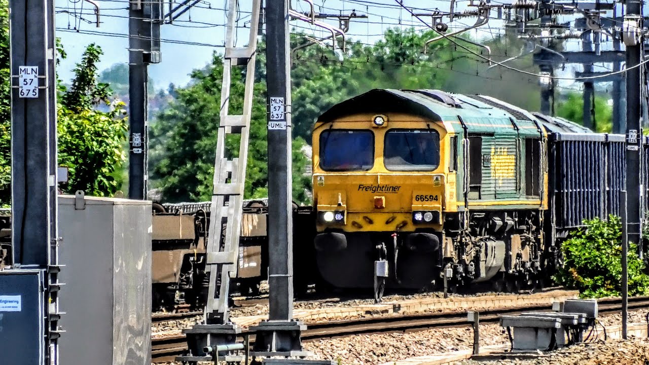 Trains at Reading, GWML | 08/06/2023