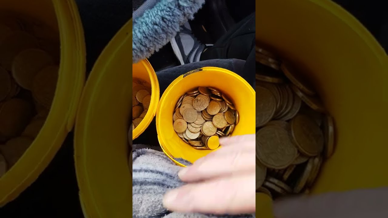 H's Quick $1 Car Coin Noodle Pt 1  Howards' Coin Finds