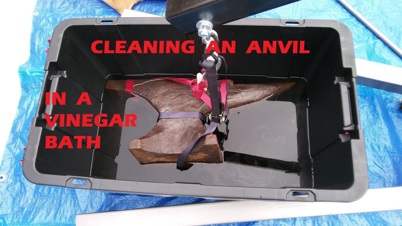 Cleaning an Anvil using a Vinegar Bath