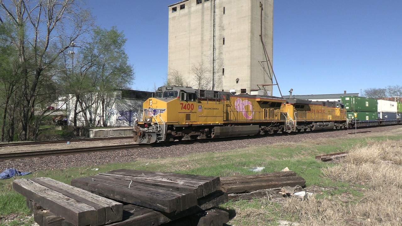 Herzog Ballast Train & UP7400 in Warrensburg, MO - April 5th, 2026