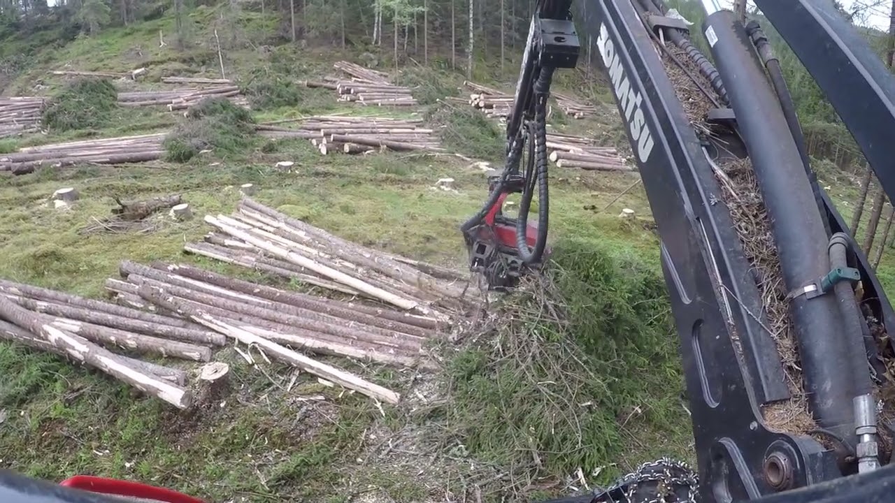 Komatsu 911CX  - C93 Final cutting