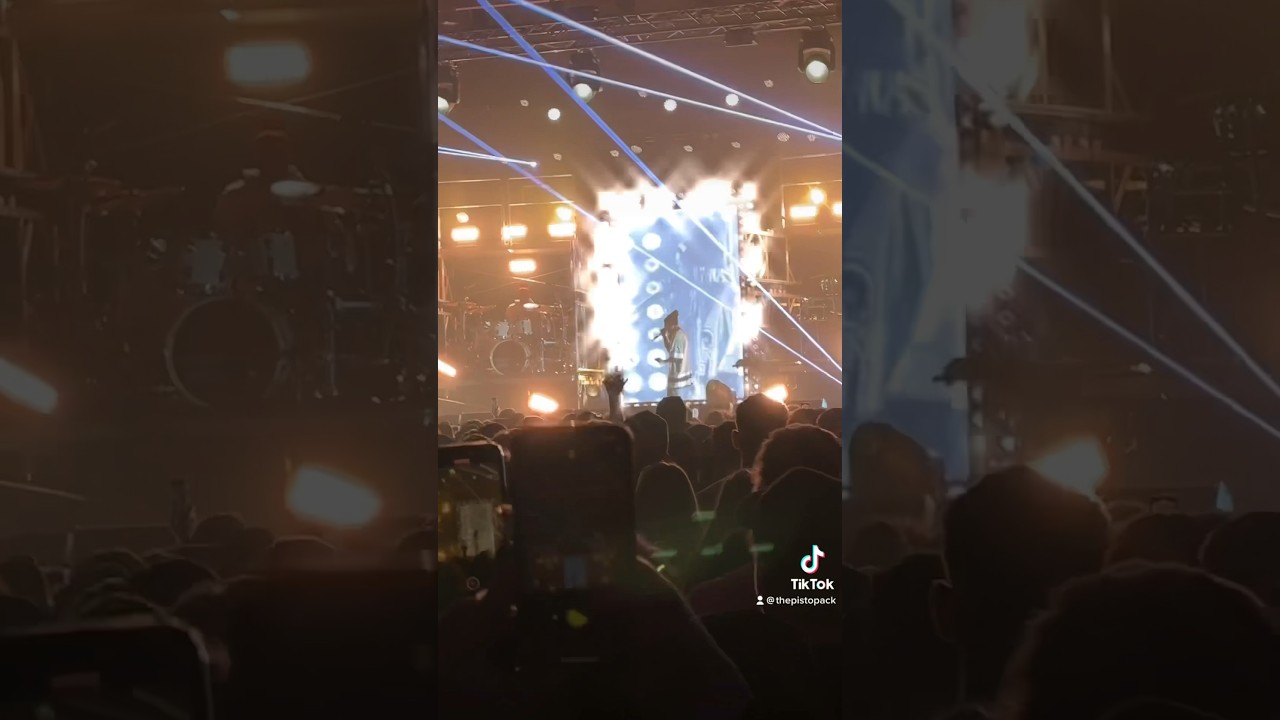 Lil Wayne @ The Complex! #lilwayne #concert #liveshow #fypシ #fyp #foryou #shorts #family #familyvlog