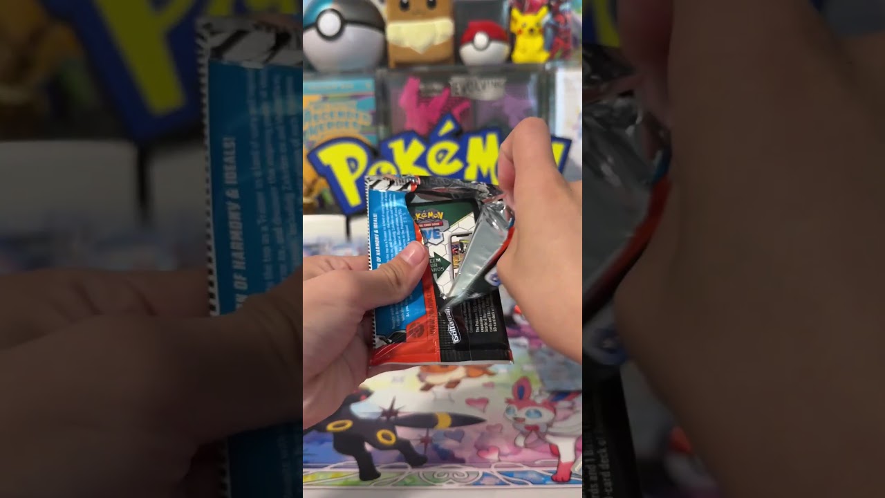 black bolt rips #pokemoncards #applin #cardpokemon #unboxing #tradingcards #cardcollectors