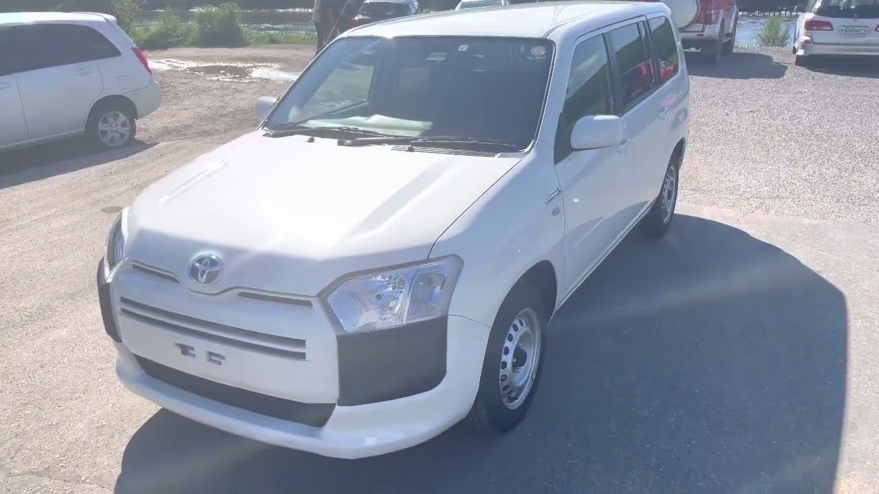 Toyota Probox NHP160 Hybrid