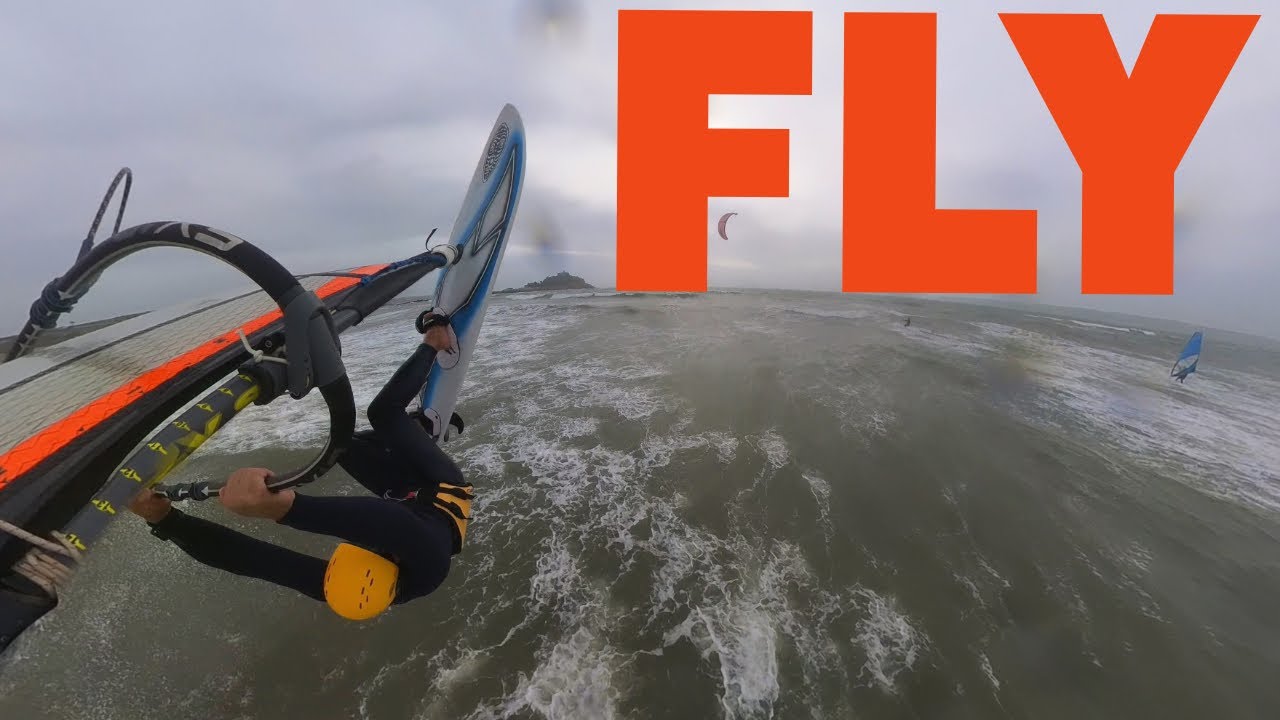 20 - 30Kn & a few ramps @ Marazion  -  Windsurfing Cornwall
