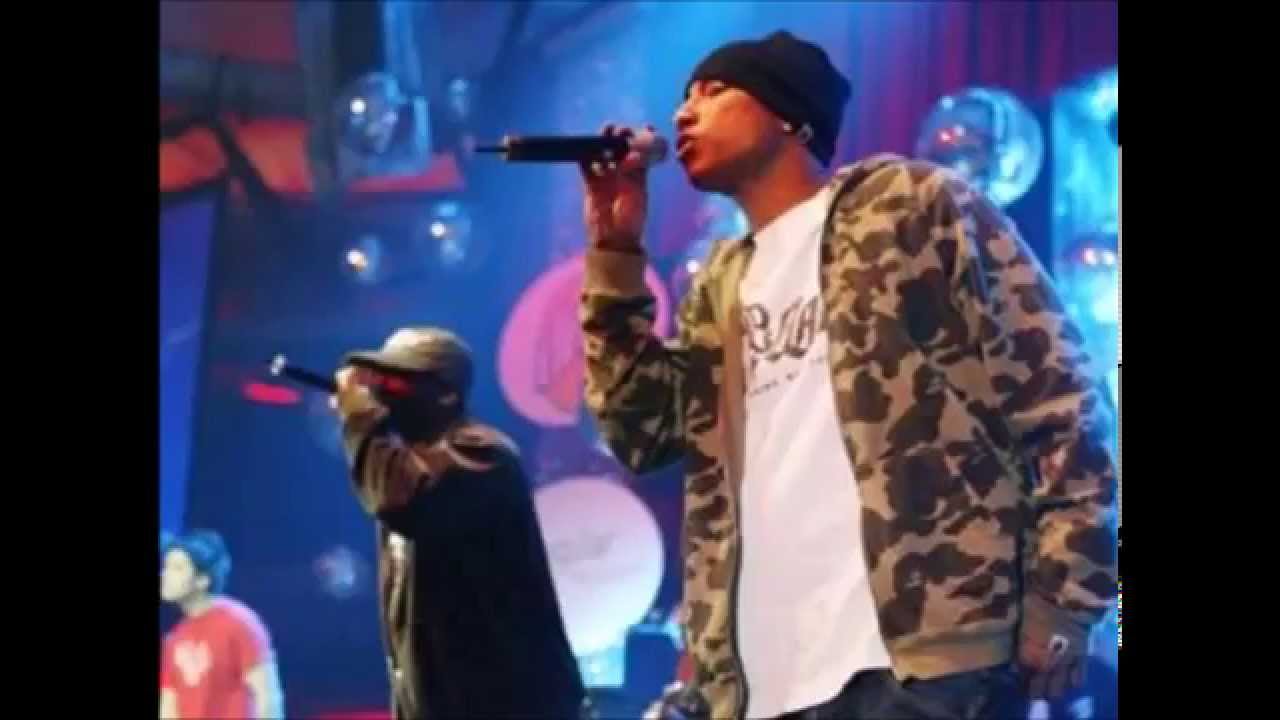 N.E.R.D. -- Locked Away (Live)