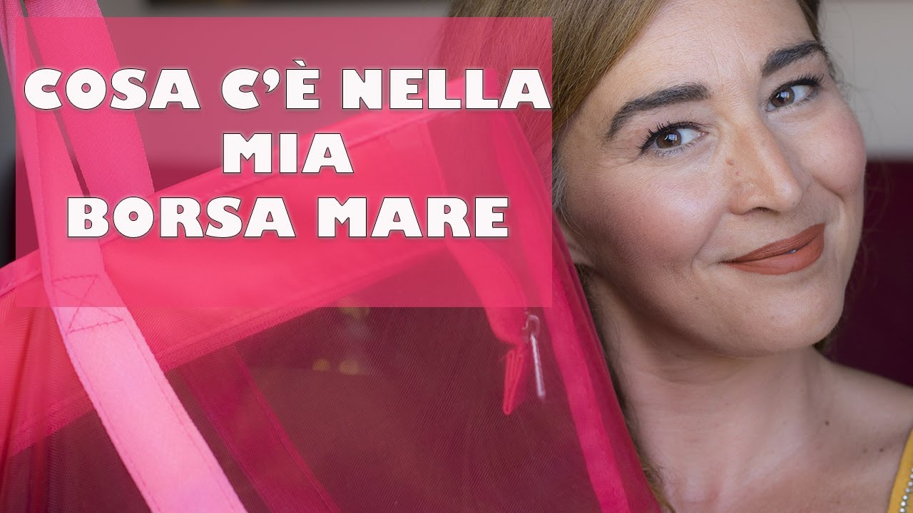 COSA C'&Egrave; NELLA MIA BORSA MARE...CON INTRUSO!! | LAURA ILMIOBEAUTY