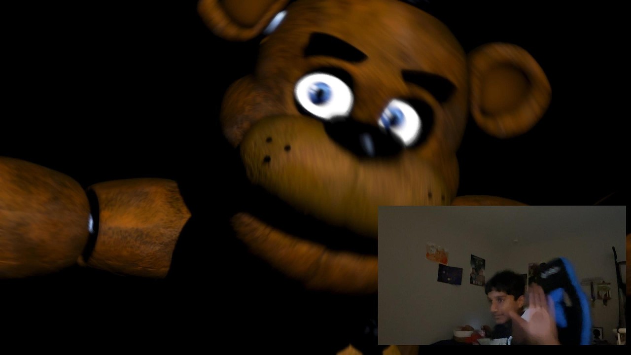 Playing Five Nights At Freddy's night 1 and 2