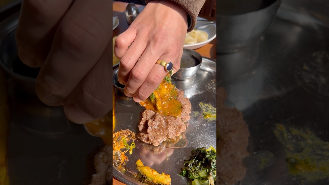 Masu Pouring in Thakali Khana Set Compilation #thakalikhana