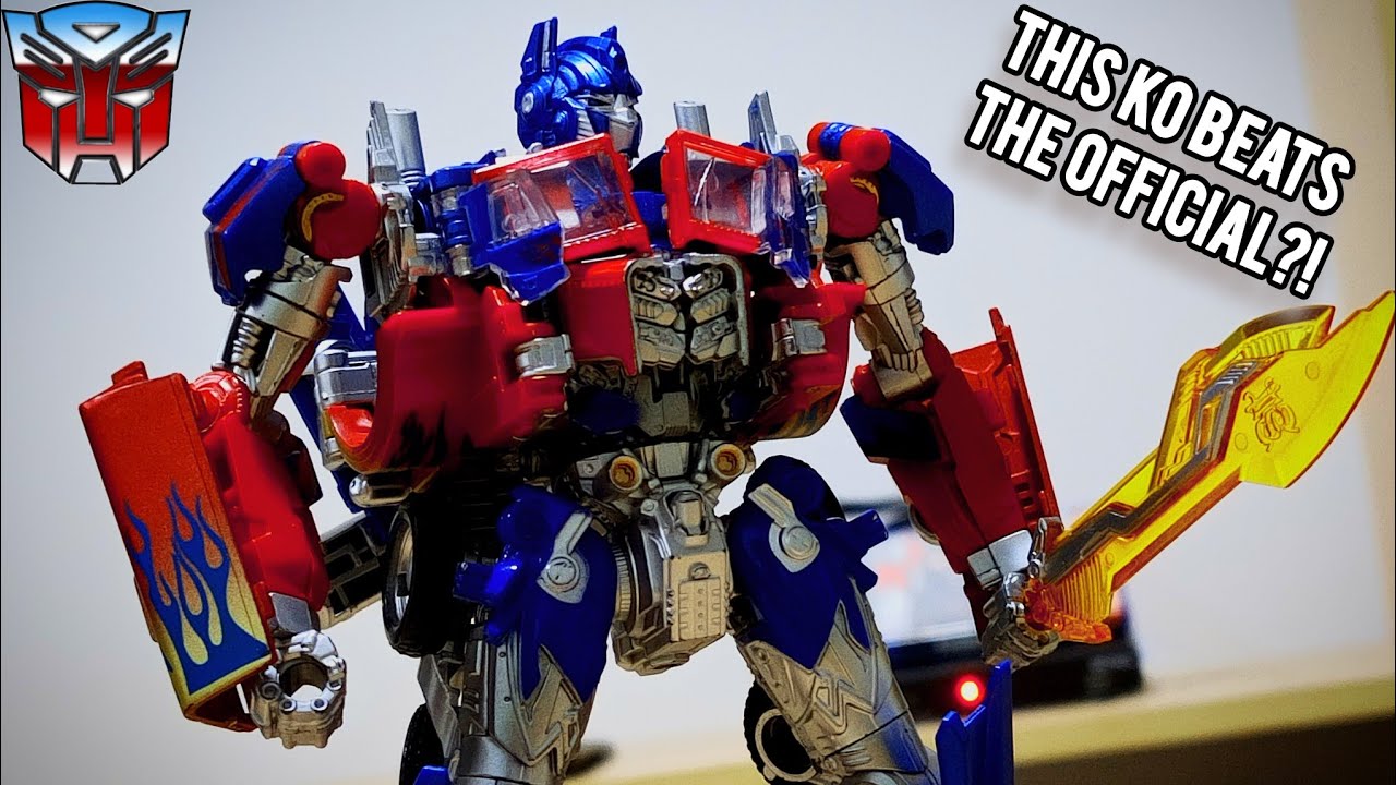 This KO Optimus Prime Looks TOO GOOD… | BaiWei TW-1022 Review