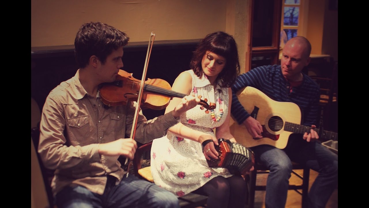 The Truckley Howl - The Stage, Johnny Cronin's, The Flax in Bloom