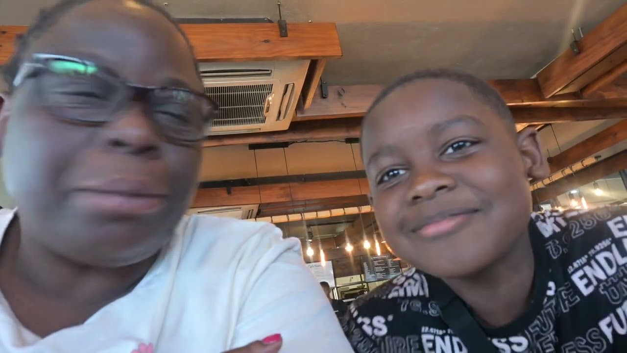 Living in Zimbabwe Vlog 1 | Shopping | Drove in one way | Picking a delivery