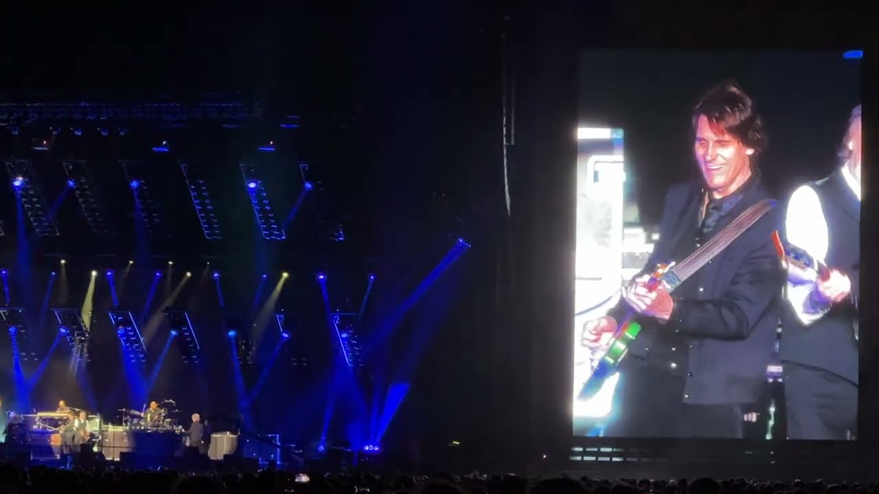 Paul McCartney Sydney Concert - Jet (Live 2023)