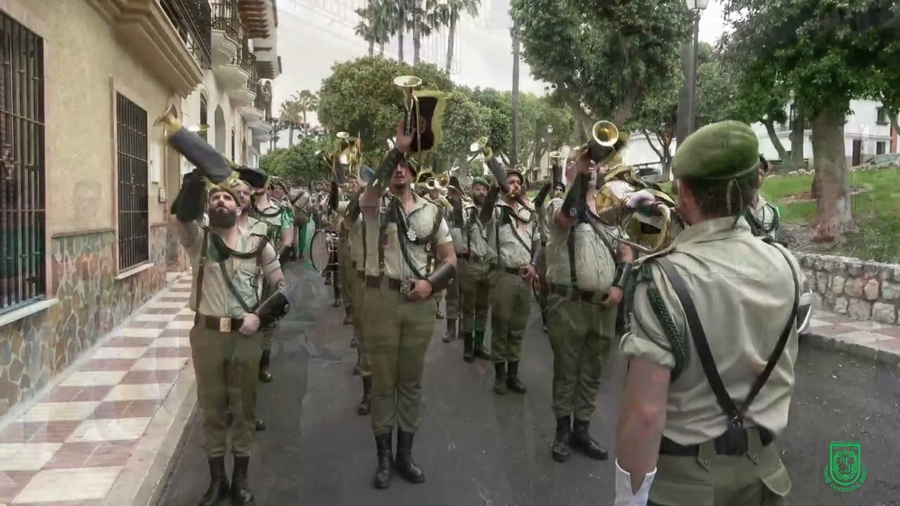 Diana 25 Aniversario | Suenan Marchas Legionarias de Cornetas y Tambores en calle Camilo José Cela