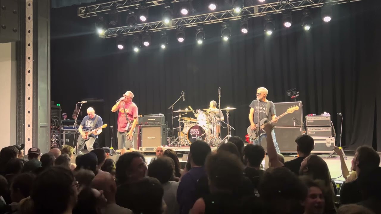 Descendents “Nightage” and “Weinerschnitzel” and “No, All!” (2/17/26 @ The Roxian)