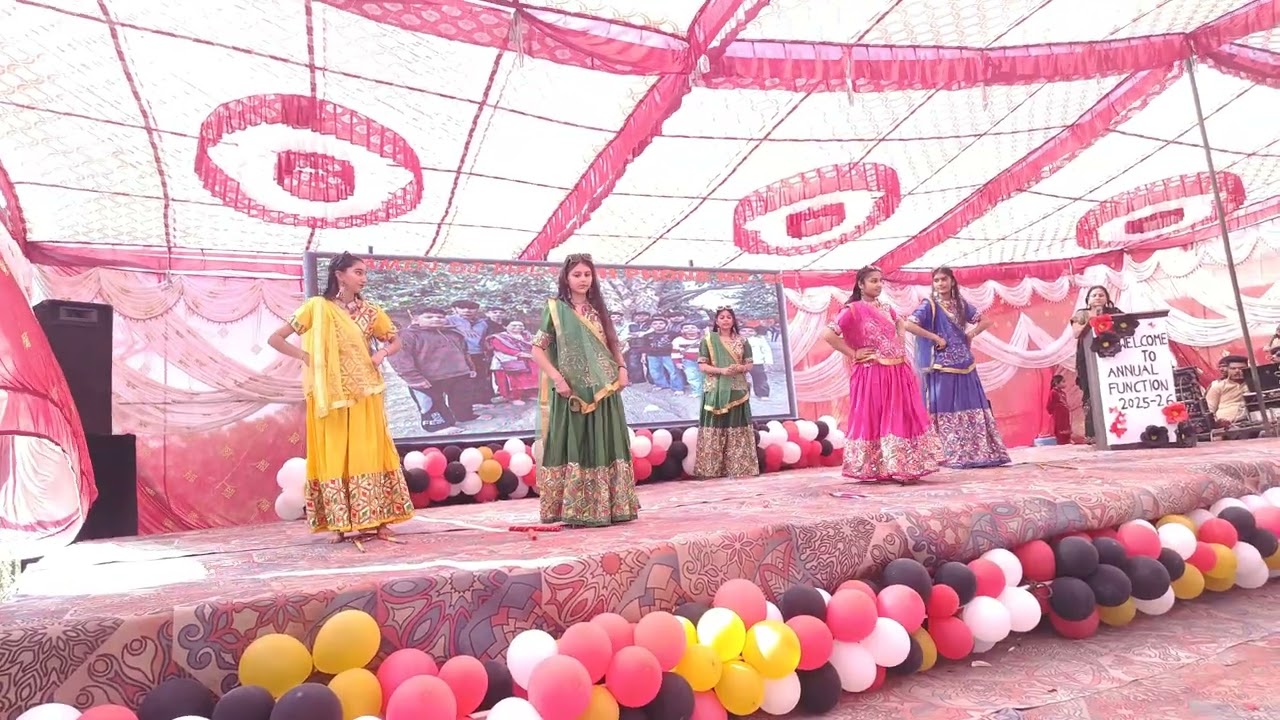 Pinewood Public School Nalagarh    Annual Function dance 