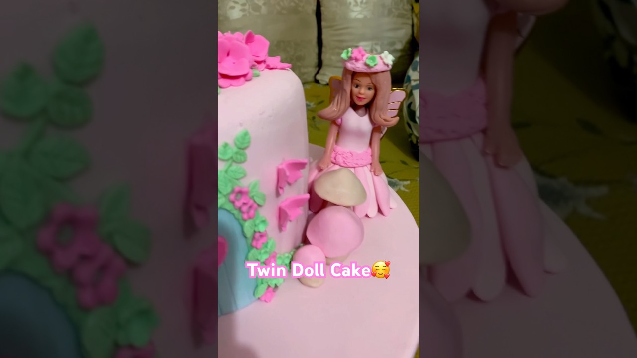 twin doll cake🥰😍 
