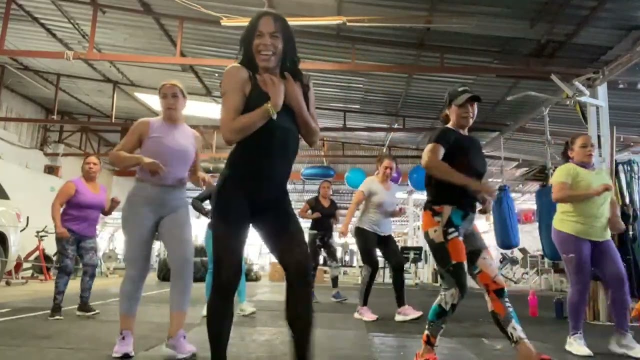 Tu Dama de Hierro/Cumbia/ Sonora Skandalo/ Zumba Fitness/TESSA GsP BATHORY