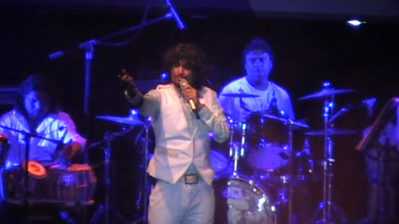 FUNNY MIMICRY BY SONU NIIGAAM HD