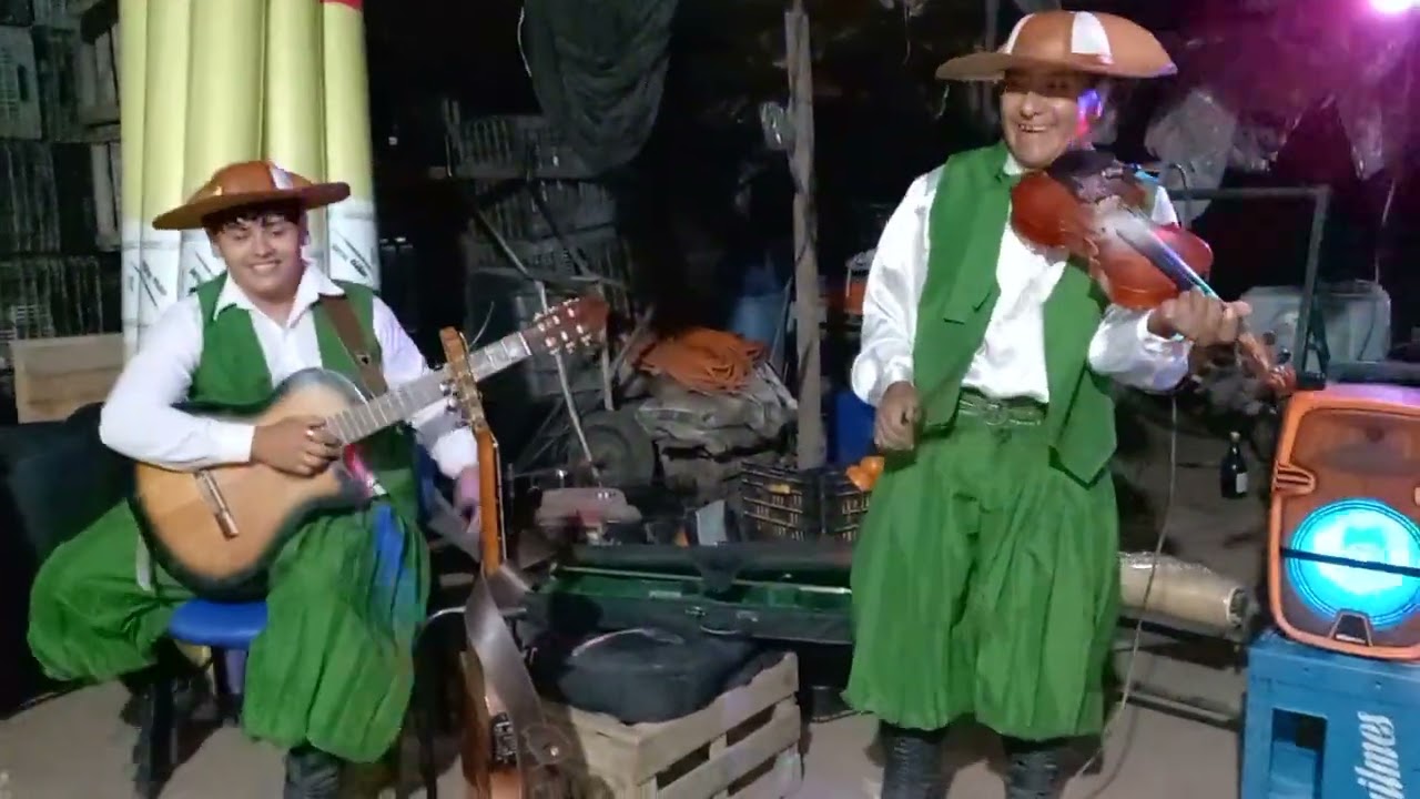 Los Criollitos de Tarija ~ Cumple de Basilia Ortega 🎂🎻