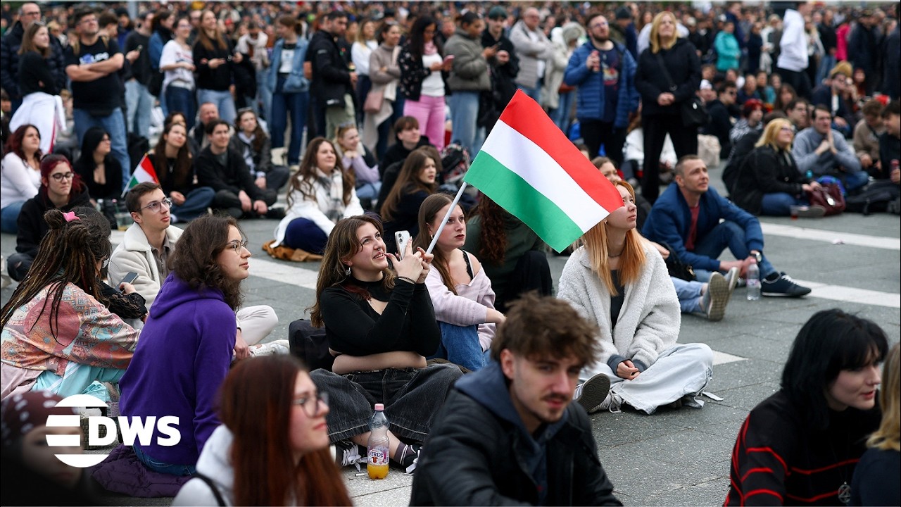 WATCH: Anti-Orb&aacute;n Concert in Budapest as Musicians Protest Ahead of Election | AC15