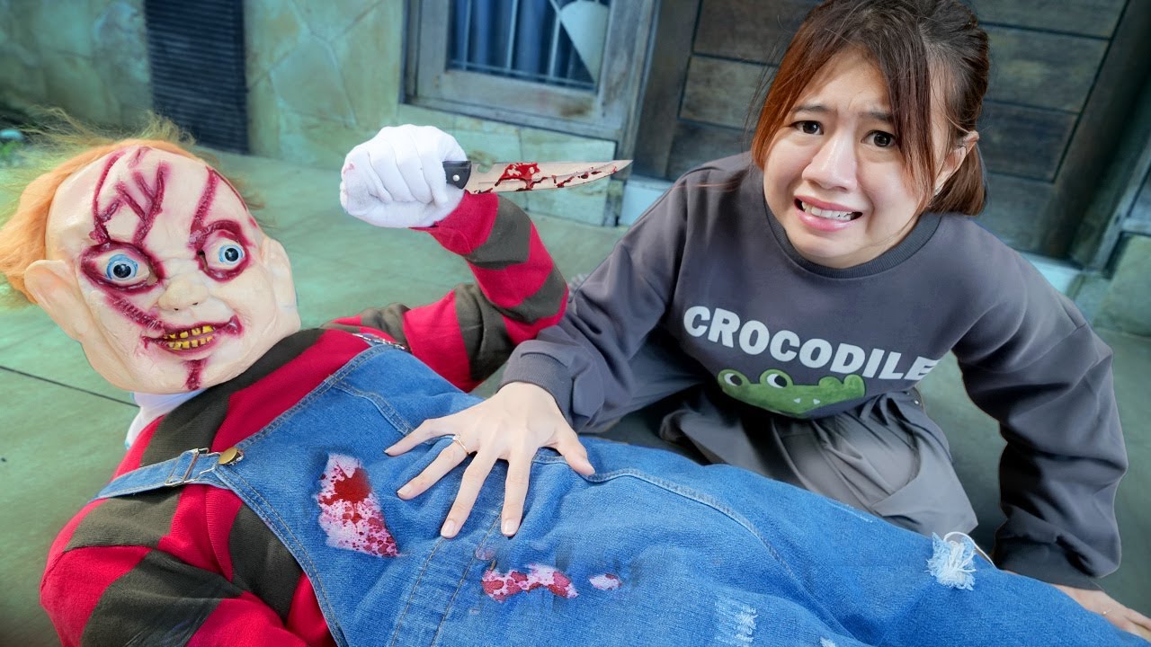 GAWAT!! MENYELAMATKAN BONEKA CHUCKY YANG TERLUKA!!