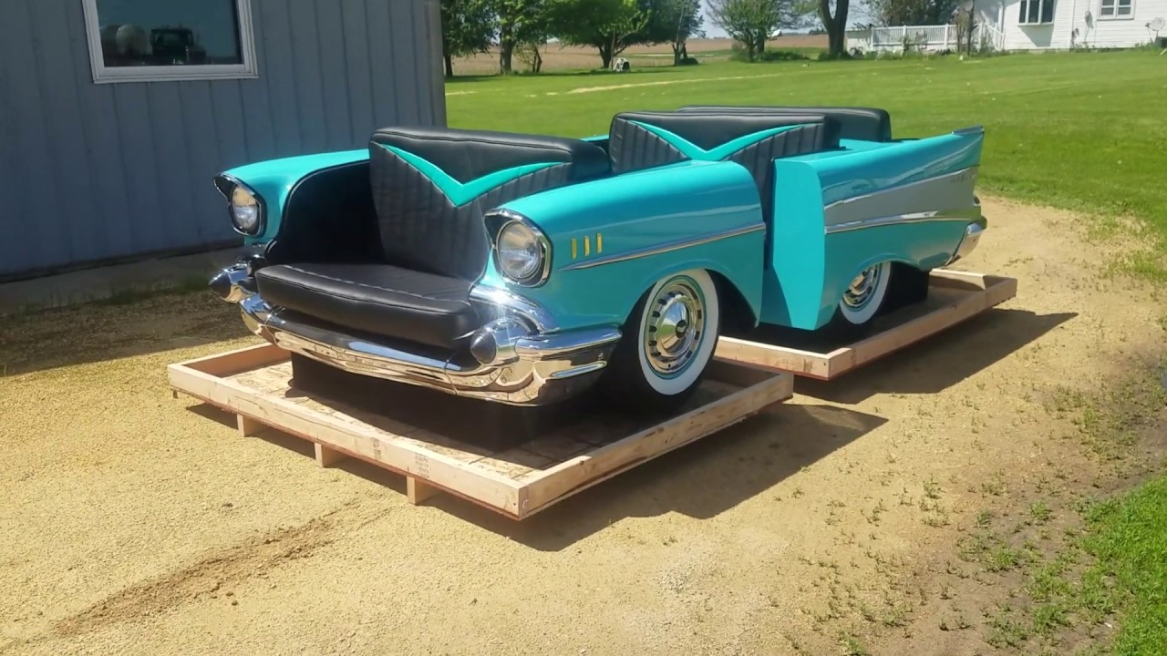 Car theme restaurant diner booth &ndash; Disney Sci-Fi Dine-In Theater Style