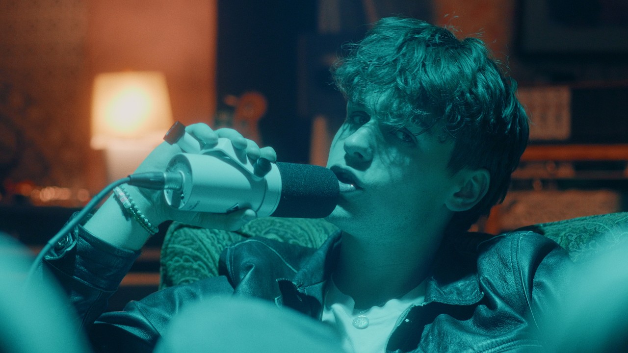 Ben Ellis - Red Handed (Official Music Video)