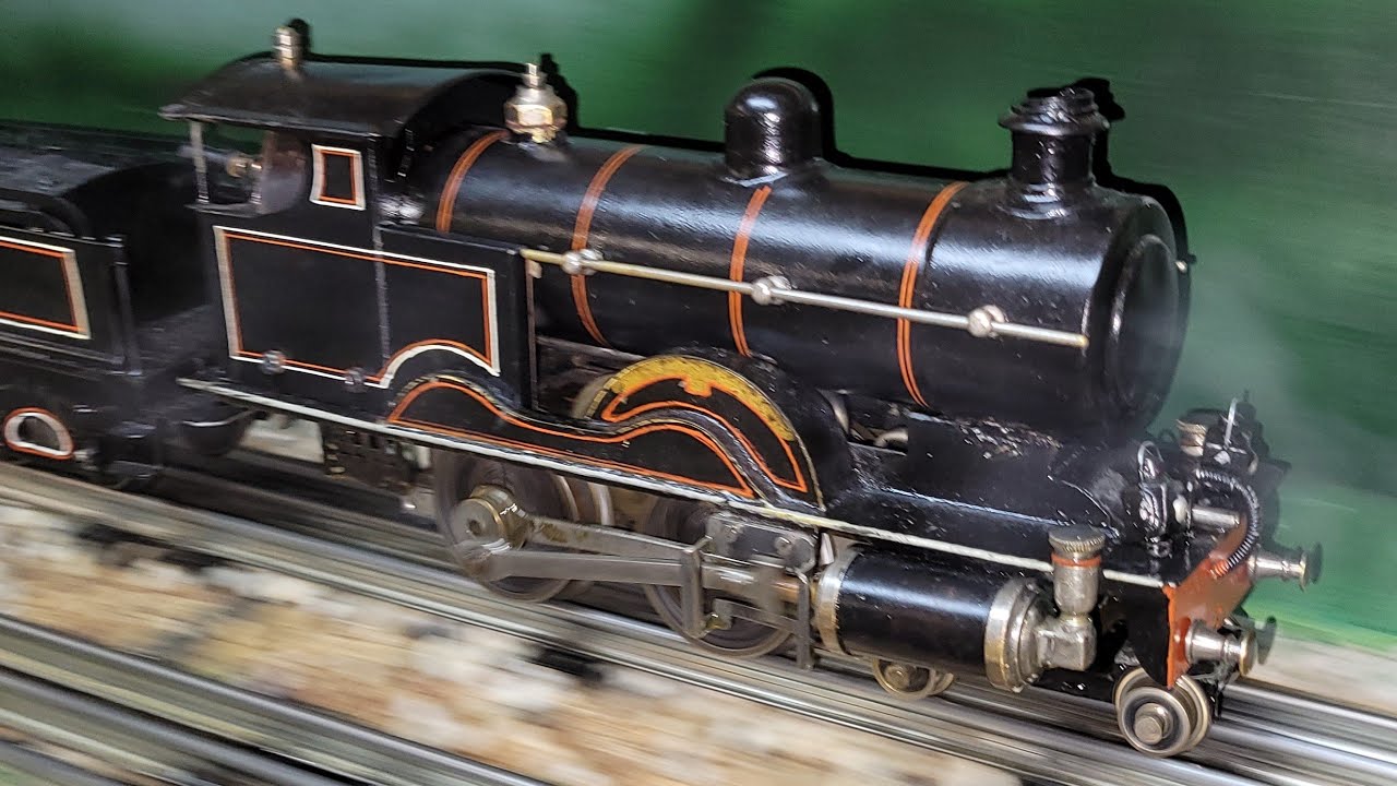 Vintage Märklin 1910 live steam toy locomotive