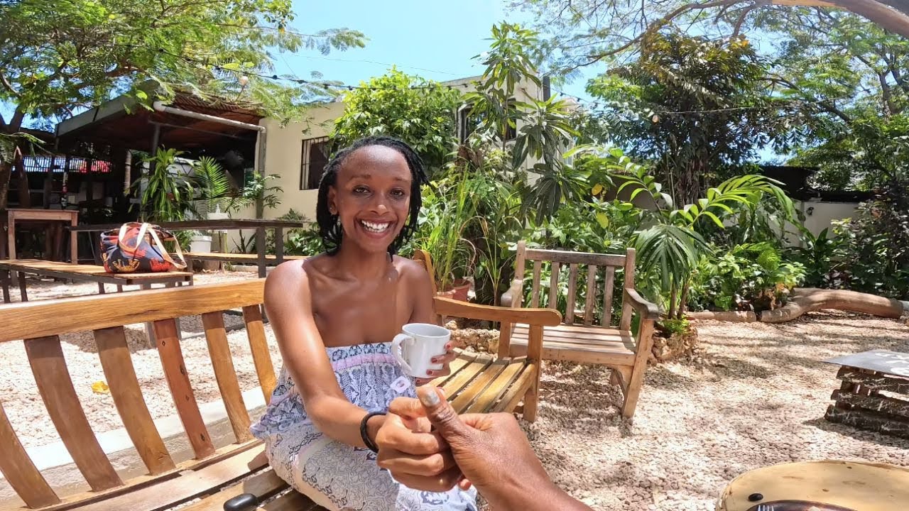 I think I fell in love with Dar es salaam | Pretty people,Reggae & hostel nights I won't forget ....