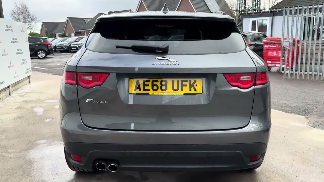 JAGUAR F-PACE