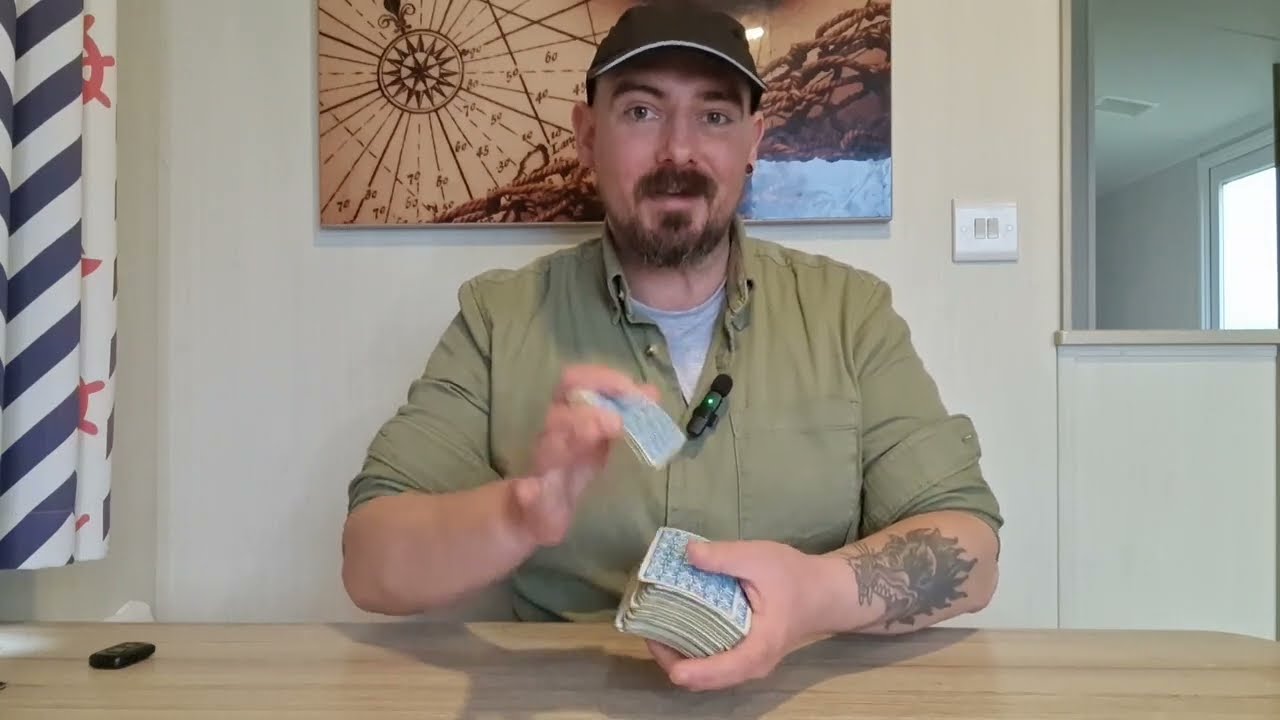 Телец ♉️ Эта родственная душа пробудилась + хочет всё исправить! | Ноябрь 2025 г. Люблю читать