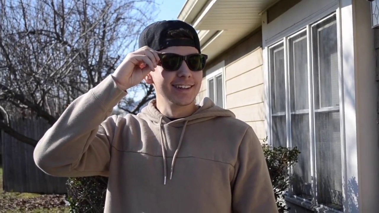 BOYFRIEND GETS ENCHROMA COLOR BLIND SUNGLASSES FOR CHRISTMAS --THEY WORK!!