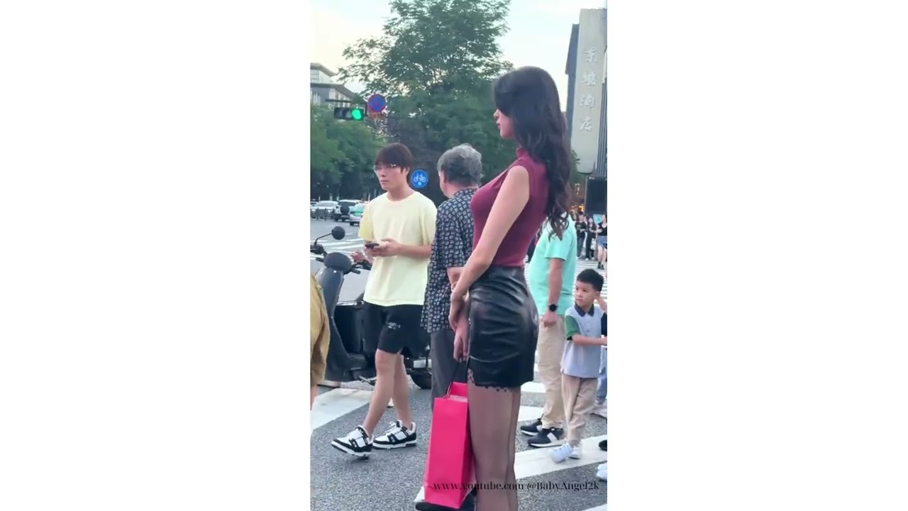 Beautiful girl - Collection of videos on Douyin/Tiktok of a beautiful 184cm tall Chinese model